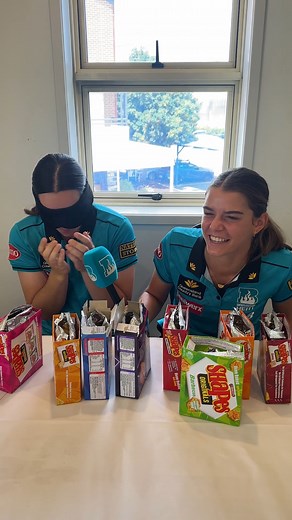 Summer just got tastier, welcome to the fam Arnott's Shapes 🍕🔥 | Brisbane Heat