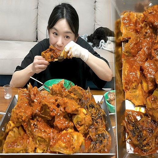 22K views · 691 reactions | Spicy Braised Pork Backbone | Real Mukbang . . . . . . . . . . . . . . #food #hamzy #eating #eatingsounds #asmrfood #asmreating #asmr #mukbangasmr #mukbang | Team Hamzy Production | Facebook