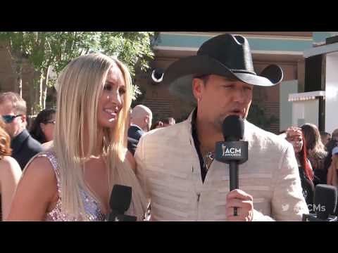 2017 ACM Awards: Jason Aldean Red Carpet Interview