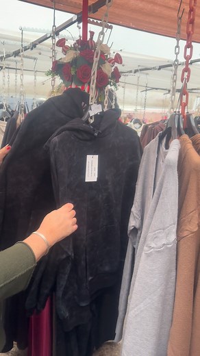 We’re still here ladies — so much NEWNESS hitting the stall today 😍 From cosy knits to glam jackets, there’s something for everyone! If you can’t make it down, pop us a message and we’ll help you shop from home 💕 #MissFoxyBoutique #NorthWealdMarket #MarketFashion #UKStyle #OOTDUK #LadiesFashion #AffordableStyle #MissFoxyFinds #WinterStyle #ShopSmallUK #NorthWeald #ViralStyle #MarketDay | Miss Foxy Boutique