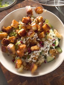 Crunchy Rice Honey Halloumi Bowl Rezept