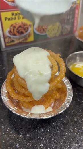 #jalebi #rabdi #ghee #golgappe #mayahogemaya