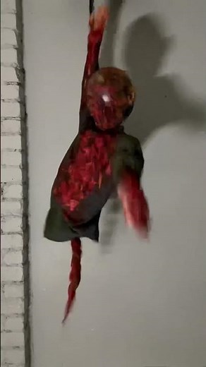 Animatronic horror prop “Severed body” for haunted house, ghost train, scary decoration