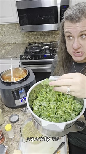 Pressure Cooker Tuscan Bean Soup - Italian flavors and comfort food! #pressurecooker #soup #beans #pamperedchef | Cooking with Laura Ayers