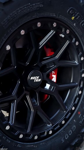 Tank 300 Darkest Edition Kit https://linktr.ee/RyanZou937 #GWM #Tank300 #ChineseSUV #AutoParts #GreatWall #LuxuryOffroader #NewCar #CarSales #AutomotiveMarket #AutoTrading #CarAccessories #DieselPower #OffRoad #AdventureReady #brake #RFcalipers | Ailita-Ryan Zou