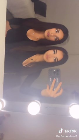 Mel B Singing: A Melodic Journey with Melbourne Girls