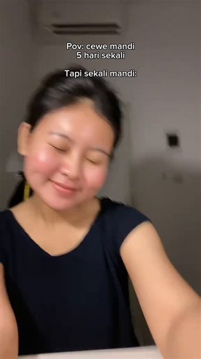 gilaaaa ini cape bgt cuyyybisa 2 jam an di kamar mandi dan self care lainnya bisa 2 jam lebih jg😖