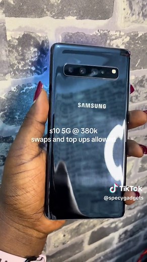 #tiktokuganda🇺🇬🇺🇬🇺🇬 #tiktokugandakampala🇺🇬🇺🇬🇺🇬🇺🇬🇺🇬 #specygadgets #smartphones #fyp #ukusedphones✅✅✅ #fypシ゚viral #viralvideo #foryourpage #ukusedphones #viral