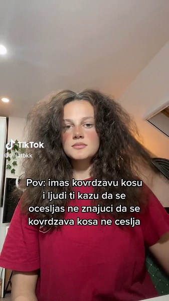 Saveti za negu kovrdžave kose | Beth Volio