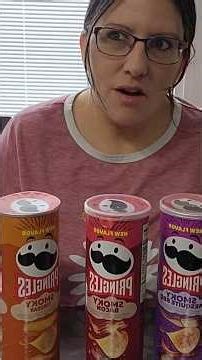 Pringles new flavor reviews. Taste Test. Smoky Cheddar, Smoky Bacon, Smoky Mesquite BBQ #pringles