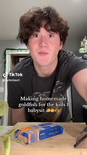 Homemade Goldfish Crackers: Easy & Fun Recipe