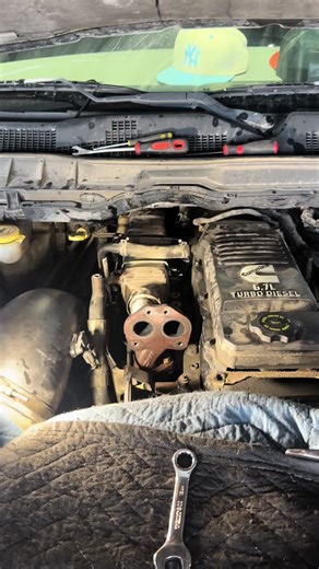 EGR Replacement Tips for Diesel Mechanics