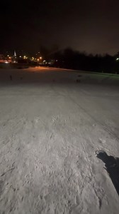 SLEDDING HACK: Toledo dad gets crafty to get the kiddos back up the hill at Northview in Sylvania! Teagan‘s living her best life 🛷❄️☃️🏂 | 13abc