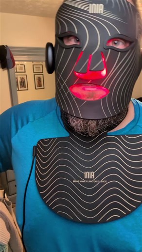 Transform Your Skincare Routine with Red Light Therapy