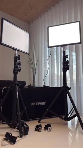 Lion 🦁❤️ on Instagram: "•ad•Werbung @neewer 🚨 GAME. CHANGER. 🚨 Neues Licht = komplett neuer Vibe ✨ Das NEEWER NL-192AI Bi-Color LED Panel ballert einfach 💡🔥 Von warm bis kalt, ultra cleanes Licht und ready in Minuten. Perfekt für Reels, Fotos, Videos & Late-Night Content 🎥📸 Wenn dein Content ernst genommen werden soll → investier in Licht 👀⚡️ Trust me: Good light = good content 💯 #neewer #creatorupgrade #contentcreator #reelscreator"