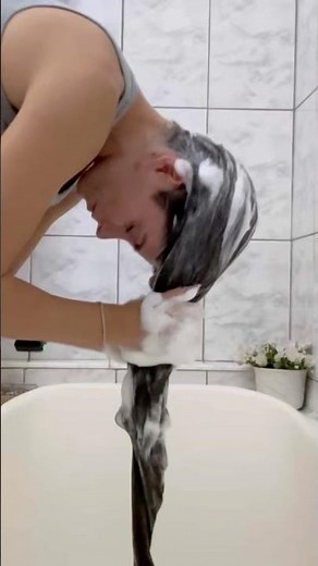 ASMR Hair Wash 💆‍♀️ Foamy Lather & Scalp Scratching | Relaxing No Talking #shorts