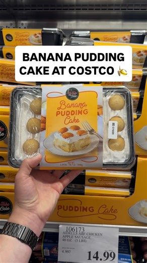 11K views · 162 reactions |  Banana Pudding Cake at Costco! Made with yellow cake, fresh whipped cream, banana pudding, and vanilla wafers…it’s absolutely as good as it sounds! 襤 Get 2.3lbs for $11.99 #costco #bananapudding #cake | Costco Buys | Facebook