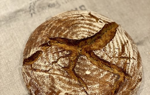 Roggen-Dinkelbrot mit Sauerteig - Backen mit Christina
