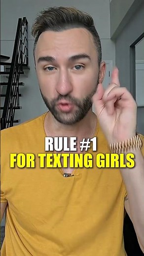 Rule #1 For Texting Girls: Vary Your Response Time