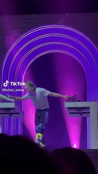 Flume Live at John Cain Arena 2022