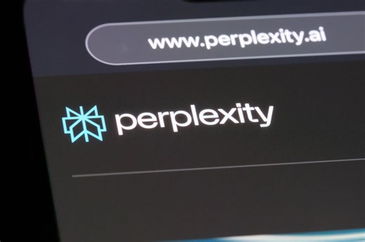 Perplexity turns into a voice assistant on iPhones