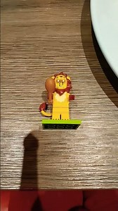 mini figurka lego lew