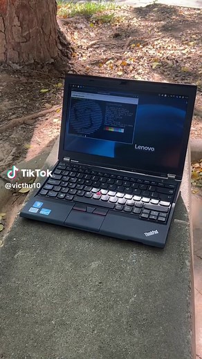 Exploring the Lenovo ThinkPad T14 with Linux