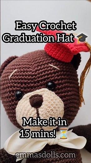 How to Crochet a Graduation Hat in 15 Minutes! 🎓 (FREE Pattern)