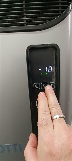 ZANOTTI freezer. Inspection and service