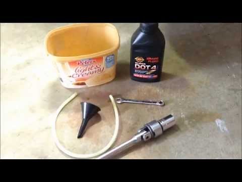 How I change Brake Fluid on a Can am Spyder