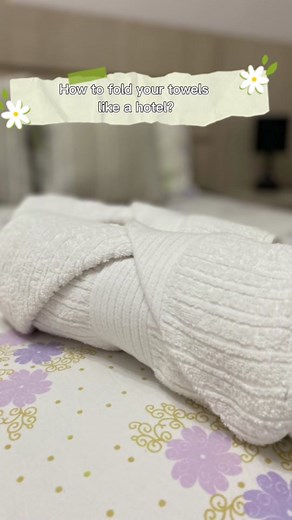 Hotel-Style Towel Folding Tips for a Fancy Touch