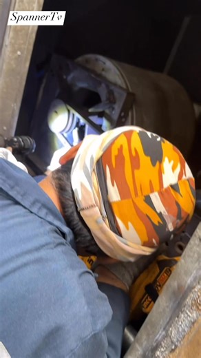 1.7K views · 81 shares | AC fan motor bearings need regular greasing to prevent friction and extend motor life. Here’s how we do it! #reelschallenge #reelsviralシfb #reelsvideoシ #reelsfypシ #fypシ゚viralシ #seamanslifeonboard #seamanslife #marinoph #chiefengineer #engineer #marineengineer #electrician #Oilers #OFW #pinoyseaman #highlightseveryonefollowers #highlightseveryone #SpannerTv | Spanner Tv | Facebook