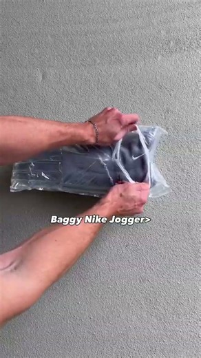 Why you need these baggy Nike joggers right now 💯 #nike #fashion