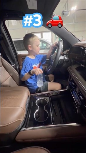 10 Different Ways to Flip a Water Bottle 😎 #music #waterbottle #trickshots #cool ￼