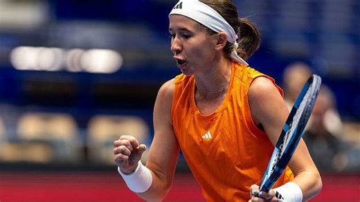 Unavená, nachlazená, přesto vítězná. Tenistka Bartůňková v Ostravě září