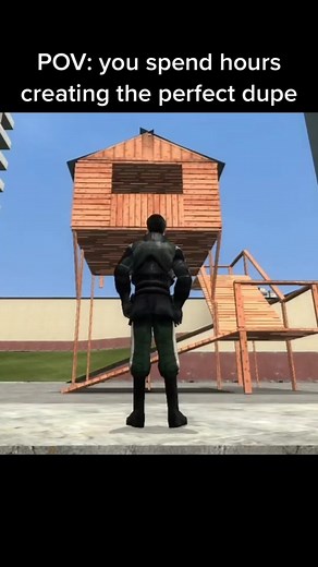 The thing actually exploded while i was setting it up #gmod #gmodbomb #gmodmeme