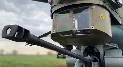 Combat footage emerges of a VKS Army Aviation Mi 28NM Night Hunter in actionRussia’s advanced attack helicopter seen in operational use showcasing its night strike capability and battlefield precision 🇷🇺