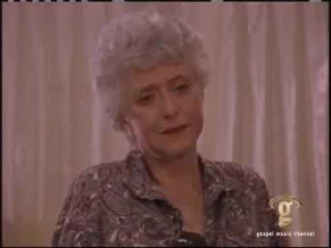 Promised Land S01E01 The Expatriate