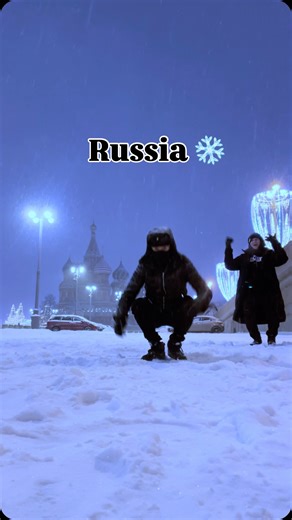 Igor K. on Instagram: "Russian Trap Dance: Memphis Jookin + Russian Folk Dance #russiantrap #derevenskiitrap"