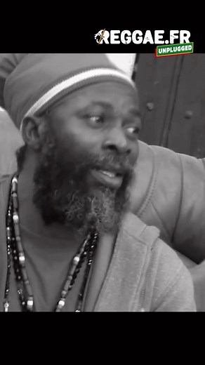 #ThrowBack #Reggae.fr #Unplugged with @capletonmusic #Peace #StopKillingInnocents 🙏🏻🙏🏾🙏🏿 www.reggae.fr le site de la culture reggae #Reggae #ReggaeFr #ReggaeInterview #ReggaeLegend #ReggaeRoots #Roots #ReggaeDancehall #ReggaeDub #Dub #ReggaeUnplugged #ReggaeIcon #ReggaeMusic #Accoustic #Freestyle | Reggae.fr