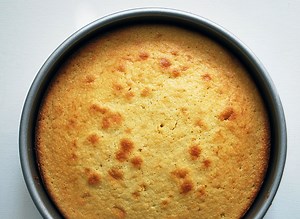 Quick & Easy Whole30 Instant Pot Lemon Cake