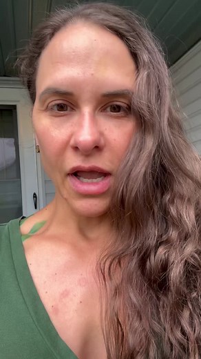 Heavy bush! Lawn service in need! #bush #bushlady #bushheavy #hairygirl #wildwoman #lawnman #pruner #tiktok