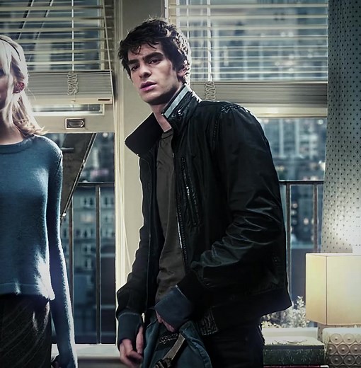 the most unrealistic part of these movies was that girls weren’t all over him… likeee 🤨 #fyp #aeyemz #spiderman #peterparker #andrewgarfield #tasm #spidermanedit #peterparkeredit #andrewgarfieldedit #tasmedit scp juaneditzscp