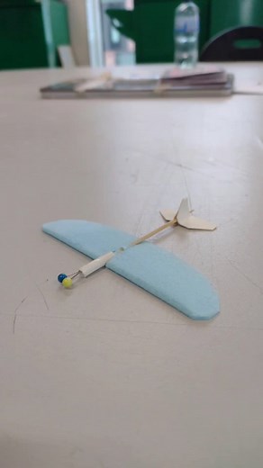 12 reactions | Art Of Flight contest: Behold - the toothpick plane廒! by @aspiring_doodleist . #bionicbird #metafly #metabird #bionicbirdcontest #artofflight #ornithopter #rcbird | Bionic Bird | Facebook