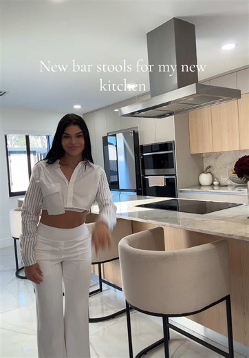 Stylish Bar Stools for Your Dream Kitchen