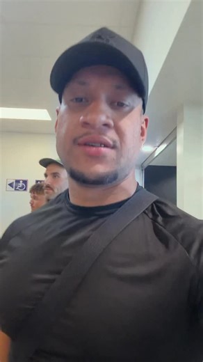 Veni Leks on Instagram: "Besides this I’m here because I love Tonga even when they have no traffic 🚦lights that’s my home bro"