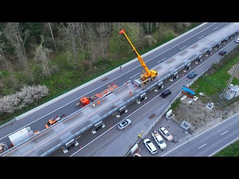 What are movable bridges and how do they work to end traffic jams in cities?