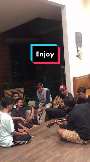 #covers #nyanyibareng #coveracoustic #nongkrong #jogja #jumawanmusic #coverlagu