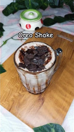 Oreo Shake Recipe😋#shorts #summerspecial #milkshake #oreoshakerecipe #drinklover #recipeshorts👌
