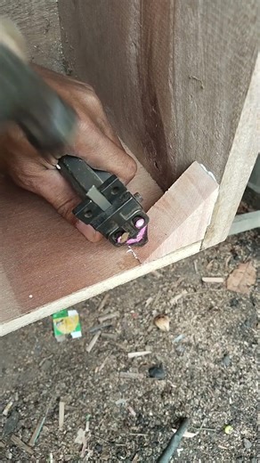 Perfect 90° Corners Every Time! Speed Square Trick for Beginners #WoodworkingTips #sorts